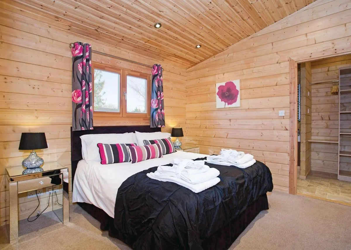 Resort Dacre Lakeside Park Hotel Brandesburton