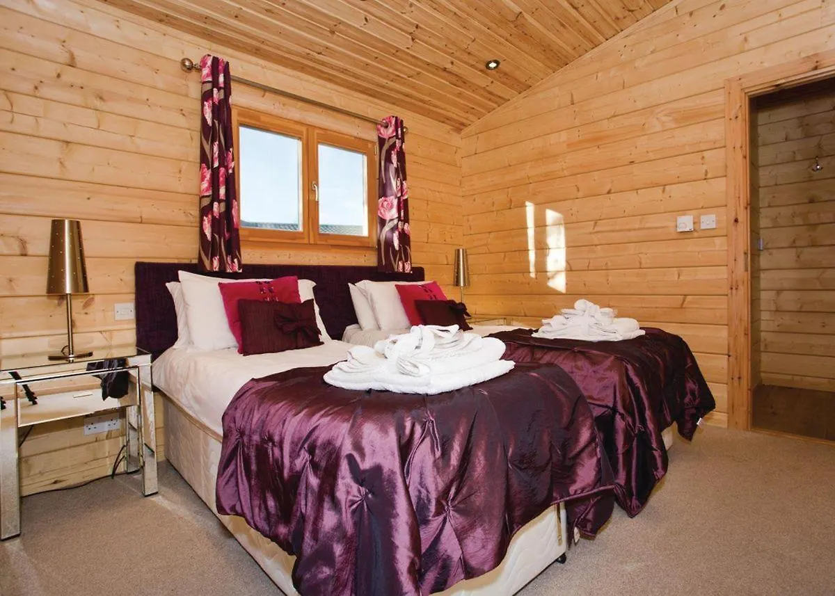 Resort Dacre Lakeside Park Hotel Brandesburton