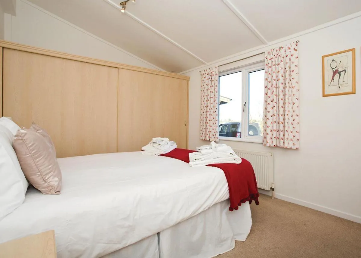 Resort Dacre Lakeside Park Hotel Brandesburton