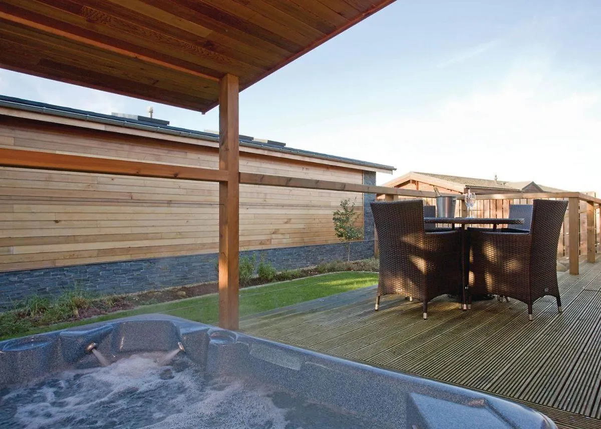 Resort Dacre Lakeside Park Hotel Brandesburton