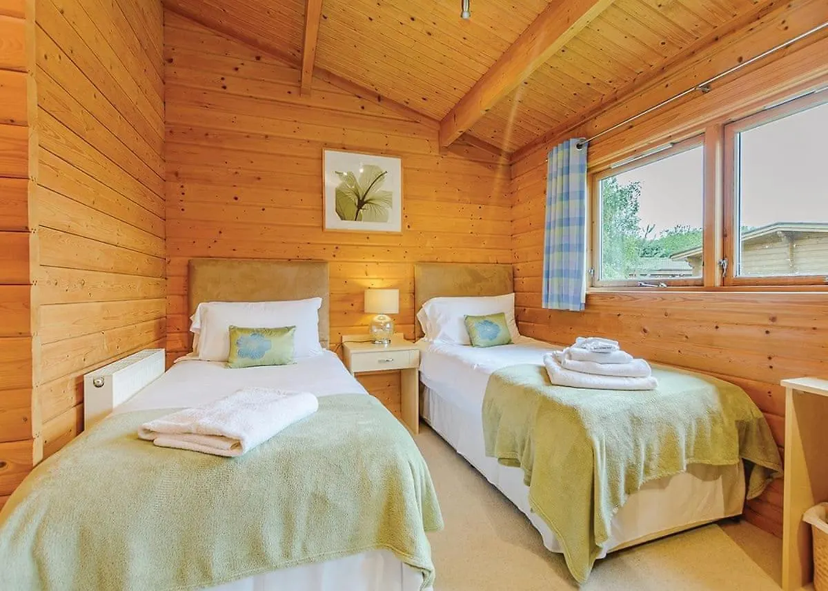 Dacre Lakeside Park Hotel Brandesburton Resort