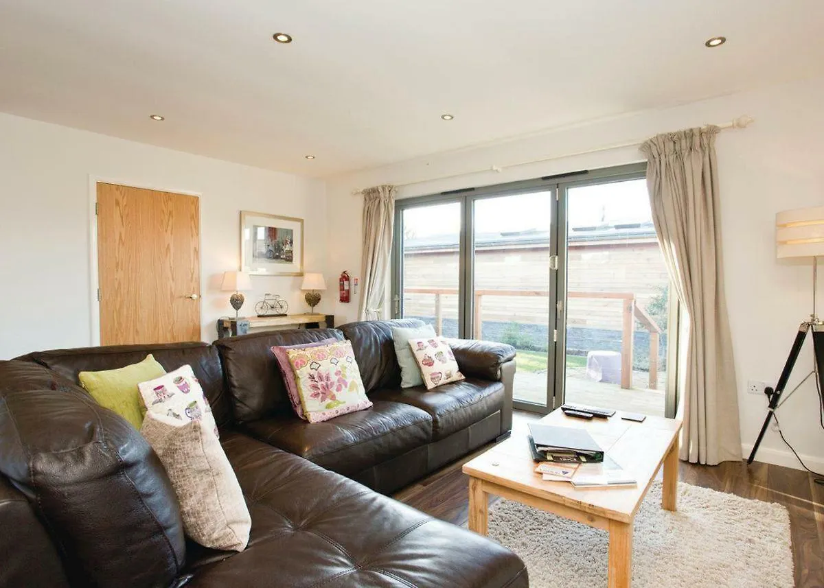 Dacre Lakeside Park Hotel Brandesburton Resort
